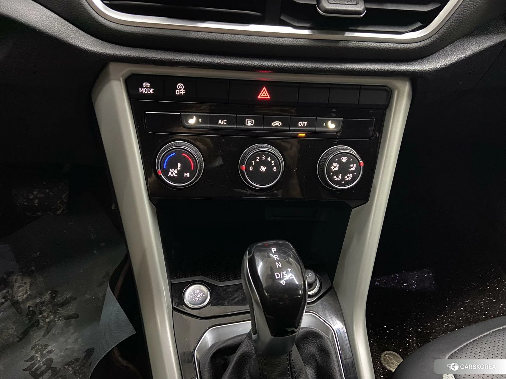 Volkswagen T-Roc 2023 Белый из Китая, фото 2