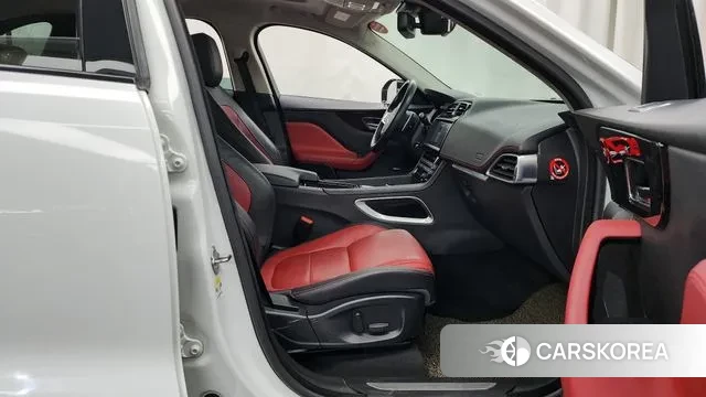 Jaguar F-PACE 2018 Белый из Кореи, фото 2