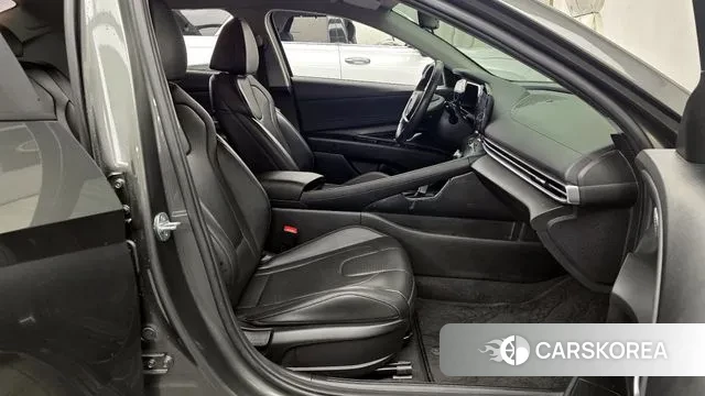 Hyundai The New Avante (CN7) 2023 Серый из Кореи, фото 2