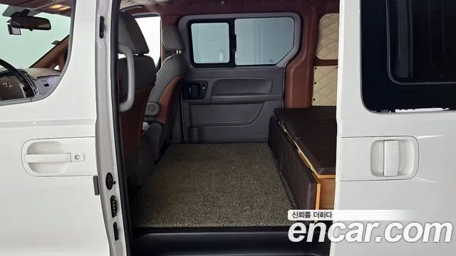 Hyundai The New Grand Starex 2018 Белый из Кореи, фото 2