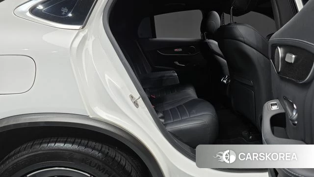 Mercedes-Benz GLC-Class X253 2022 Белый из Кореи, фото 2