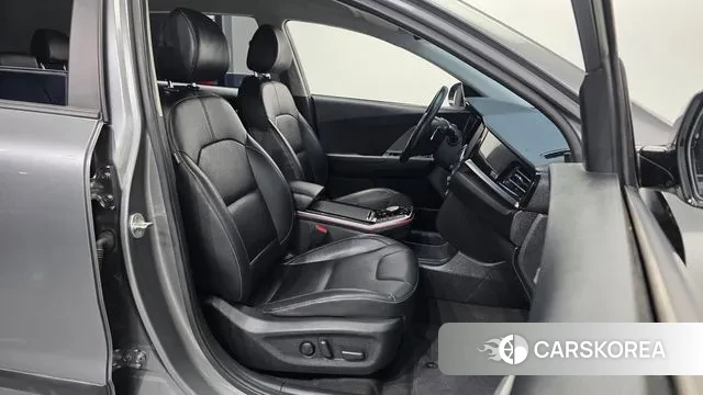 Kia Niro Plus 2022 Серый из Кореи, фото 2