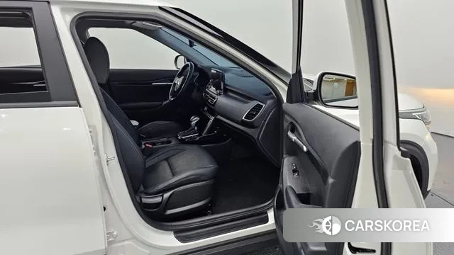 Kia Seltos 2021 Белый из Кореи, фото 2