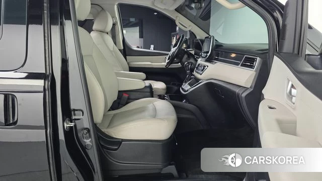Hyundai The New Grand Starex 2019 Черный из Кореи, фото 2