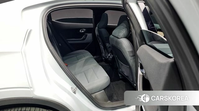 Polestar Polestar 2 2023 Серебристо-серый из Кореи, фото 2