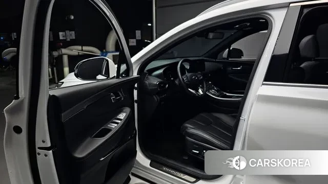 Hyundai The New Santa Fe 2023 Белый из Кореи, фото 2