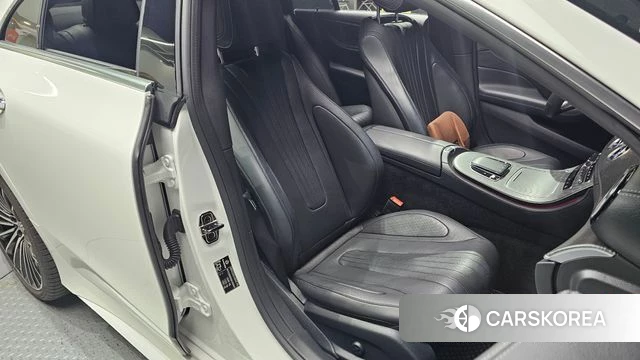 Mercedes-Benz CLS-Class C257 2022 Белый из Кореи, фото 2