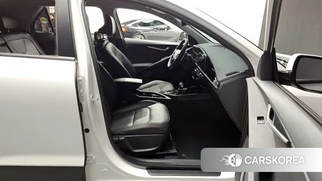 Kia Di Ol Nu Niro 2022 Белый из Кореи, фото 2