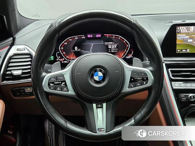 BMW 8 Series (G15) 2020 Черный из Кореи, фото 2