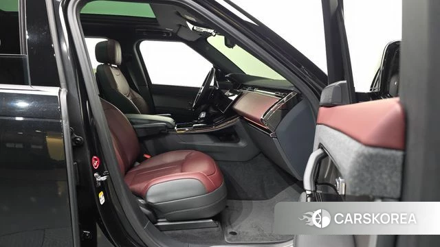 Land Rover Range Rover Sport 3rd Generation 2025 Черный из Кореи, фото 2