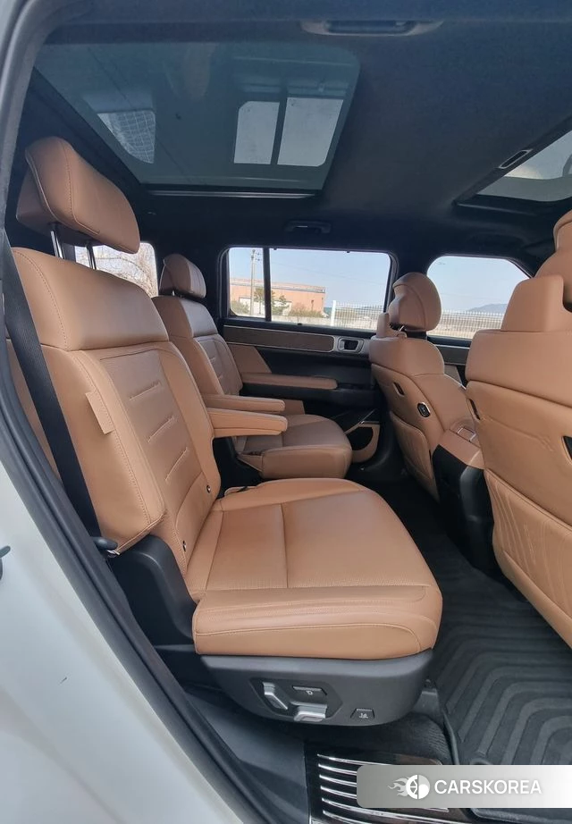 Hyundai Santa Fe (MX5) 2024 Белый из Кореи, фото 2