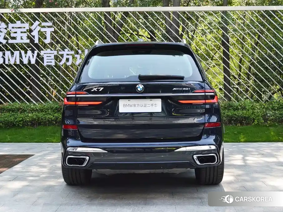 BMW X7 2024 Черный из Китая, фото 2