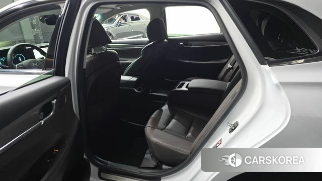 Hyundai The New Grandeur IG Hybrid 2020 Белый из Кореи, фото 2