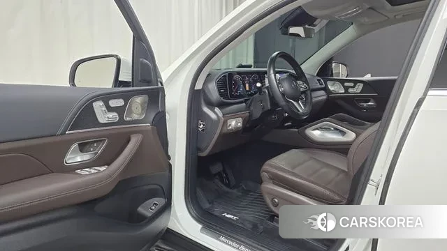 Mercedes-Benz GLE-Class W167 2023 Белый из Кореи, фото 2