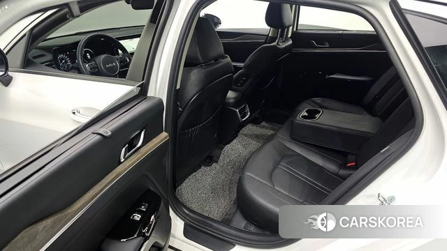 Kia K5 3rd generation 2023 Белый из Кореи, фото 2