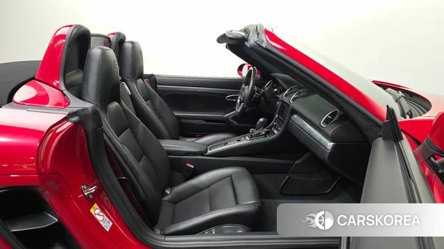 Porsche 718 Boxster 2023 Красный из Кореи, фото 2