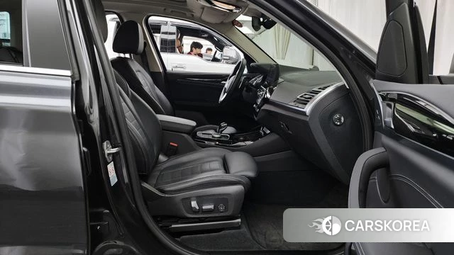 BMW X3 (G01) 2022 Серый из Кореи, фото 2