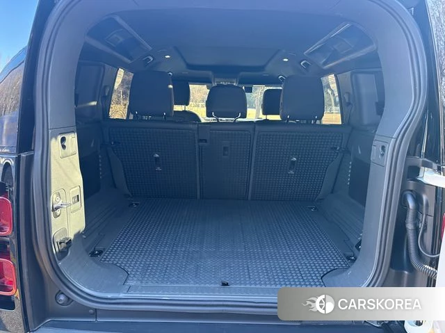 Land Rover Defender (L663) 2021 Белый из Кореи, фото 2
