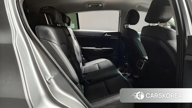 Kia Sportage The Bold 2021 Серый из Кореи, фото 2