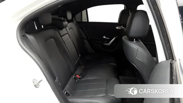 Mercedes-Benz A-Class W177 2022 Белый из Кореи, фото 2