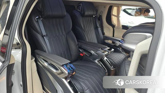 Kia The New Carnival 4th Generation 2025 Белый из Кореи, фото 2
