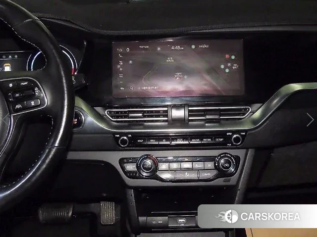 Kia Niro Plus 2022 Серебристо-серый из Кореи, фото 2