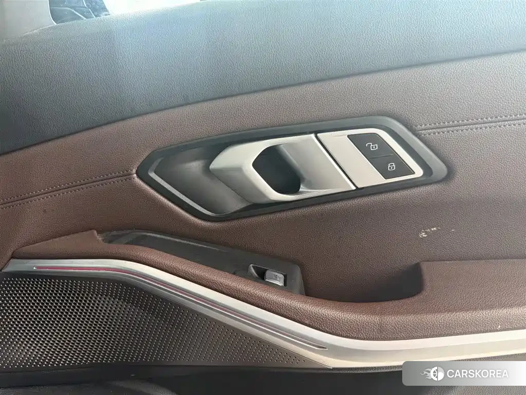 BMW i3 2022 Черный из Китая, фото 2