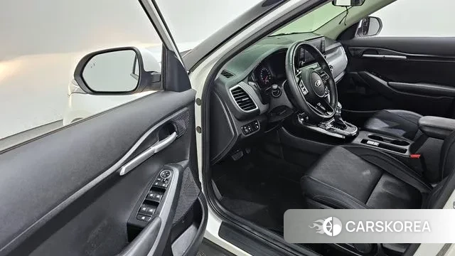 Kia Seltos 2020 Белый из Кореи, фото 2