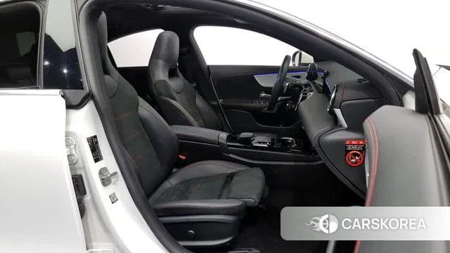 Mercedes-Benz CLA-Class C118 2023 Белый из Кореи, фото 2