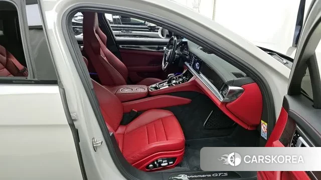 Porsche Panamera (971) 2020 Серебристо-серый из Кореи, фото 2