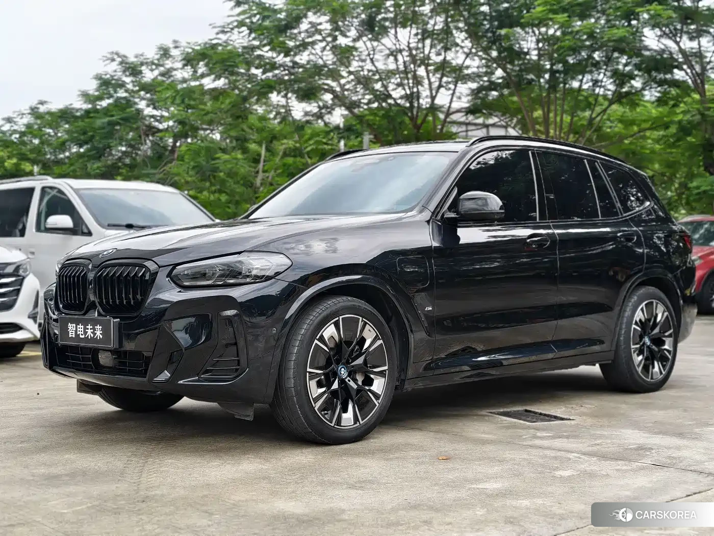 BMW iX3 2024 Черный из Китая, фото 2