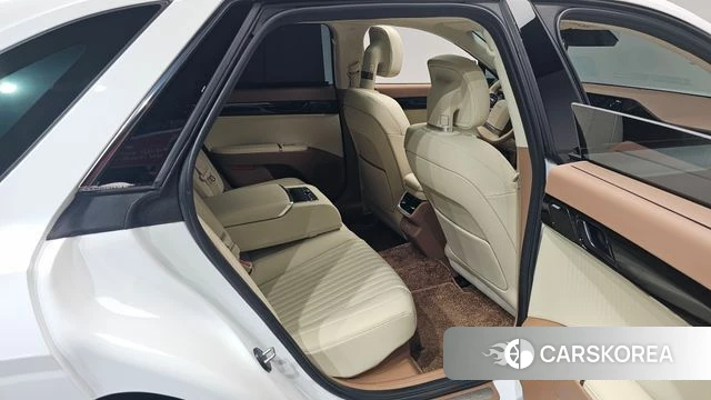 Hyundai Grandeur Hybrid (GN7) 2024 Белый из Кореи, фото 2