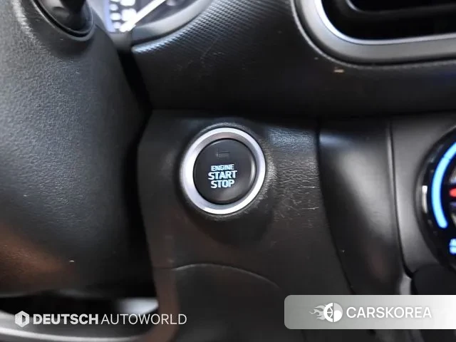 Hyundai The New Kona 2021 Серебристо-серый из Кореи, фото 2