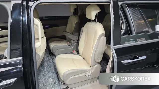 Kia Carnival 4th generation 2022 Черный из Кореи, фото 2