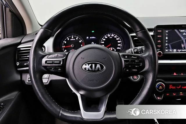 Kia Stonic 2020 Синий из Кореи, фото 2