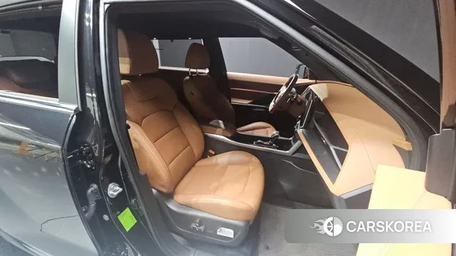 Ssangyong Torres 2023 Черный из Кореи, фото 2