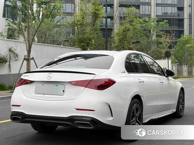 Mercedes-Benz Class C 2024 Белый из Китая, фото 2