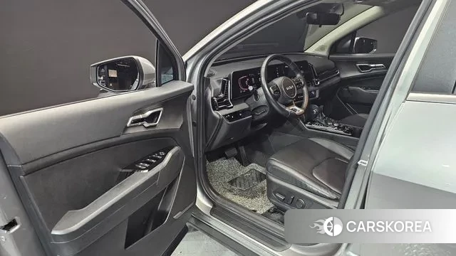 Kia Sportage 5th Generation 2021 Серебристо-серый из Кореи, фото 2