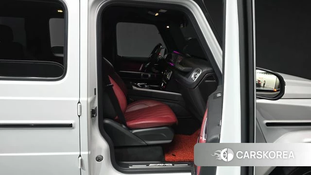 Mercedes-Benz G-Class W463b 2022 Белый из Кореи, фото 2