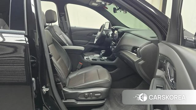 Chevrolet (GM Daewoo) Traverse 2023 Черный из Кореи, фото 2