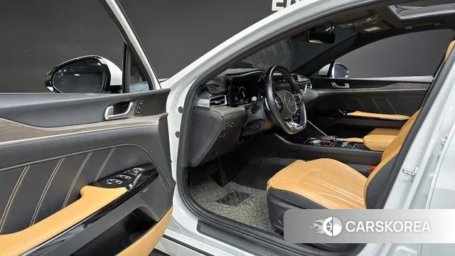 Kia K5 3rd generation 2021 Белый из Кореи, фото 2