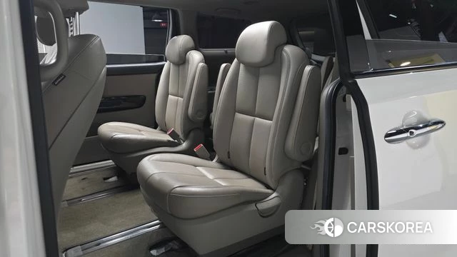 Kia The New Carnival 2019 Белый из Кореи, фото 2