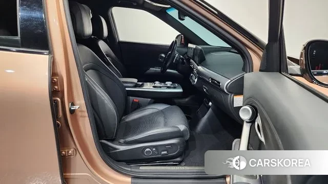 Genesis GV60 2022 Золотой из Кореи, фото 2