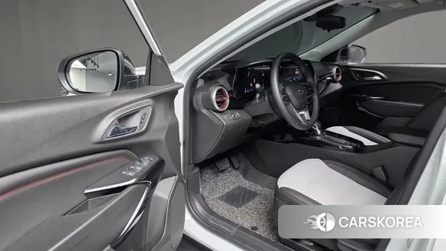 Chevrolet (GM Daewoo) Trax Crossover 2025 Белый из Кореи, фото 2