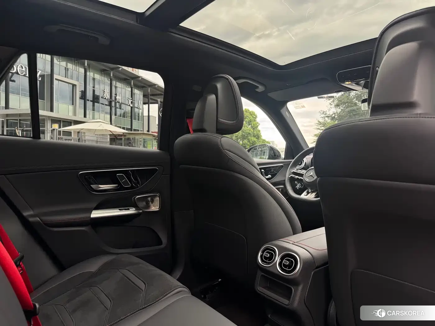 Mercedes-Benz GLC AMG 2026 Silver/gray из Китая, фото 2