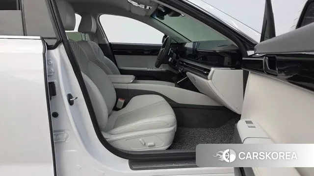 Hyundai Grandeur (GN7) 2023 Белый из Кореи, фото 2