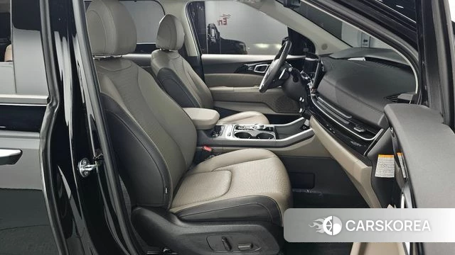 Kia The New Carnival 4th Generation 2024 Черный из Кореи, фото 2