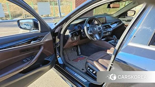 BMW 5 Series (G30) 2019 Синий из Кореи, фото 2