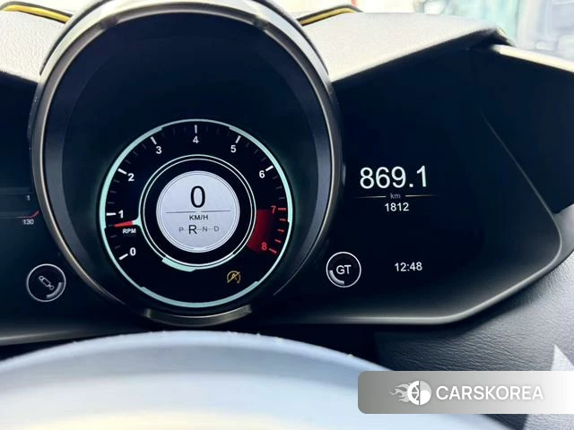 Aston Martin DBS 2021 Зеленый из Китая, фото 2
