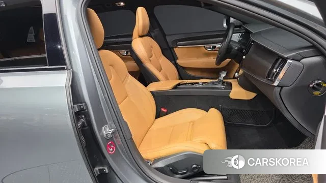 Volvo V90 Cross-Country 2019 Серый из Кореи, фото 2